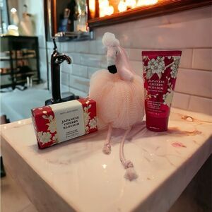 FLAMINGO BATH SET